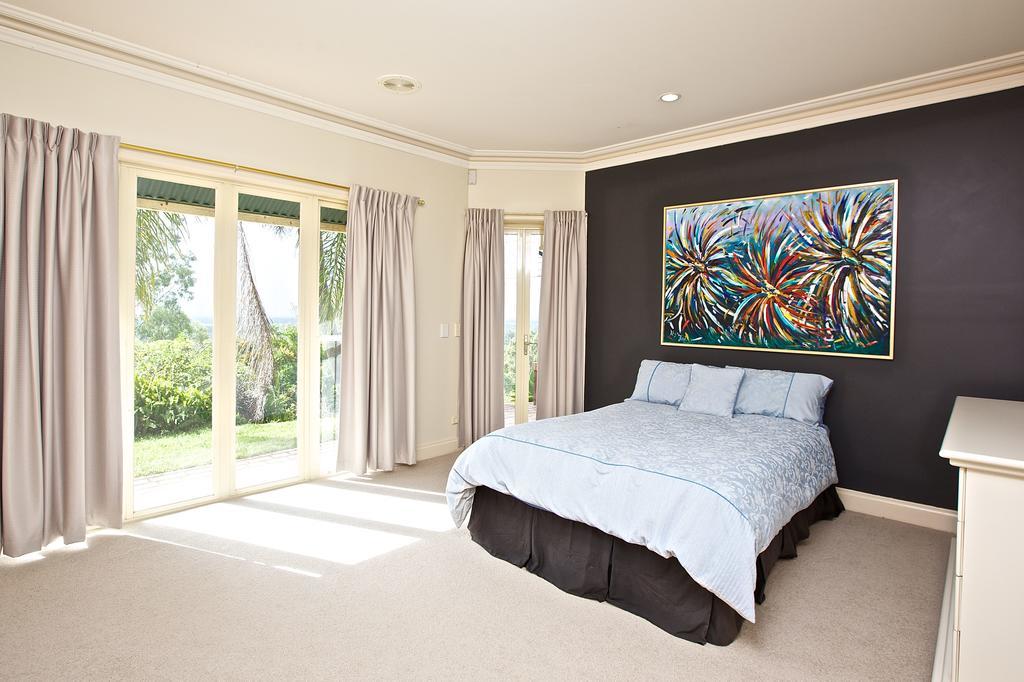 Appartamento Tranquil Garden Hideaway Ormeau Esterno foto